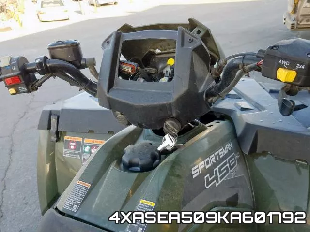 4XASEA509KA601792 фото 10