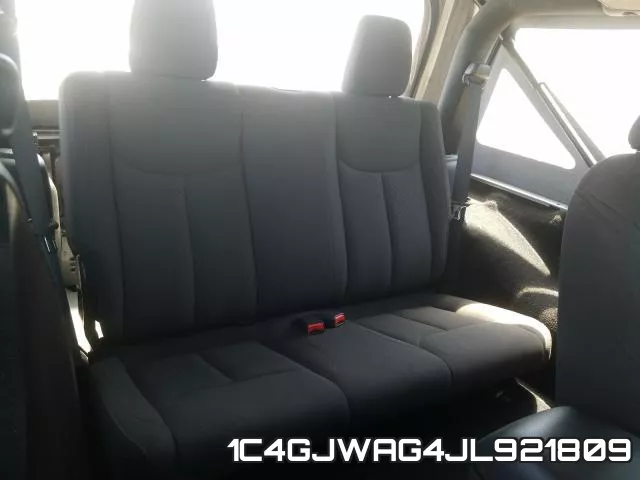 1C4GJWAG4JL921809 фото 7