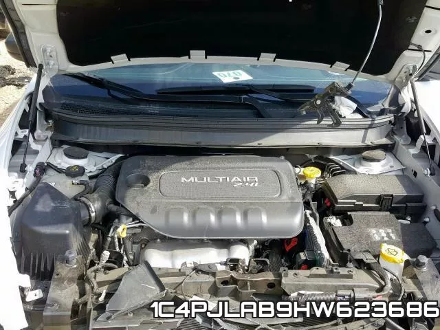 1C4PJLAB9HW623686 фото 8
