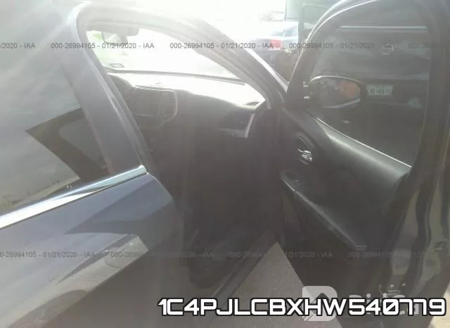 1C4PJLCBXHW540779 фото 6