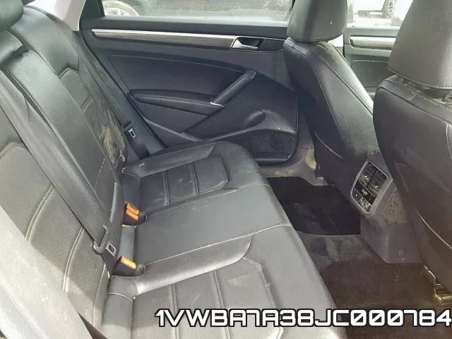 1VWBA7A38JC000784 фото 7