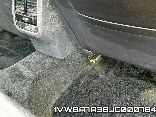 1VWBA7A38JC000784 фото 10
