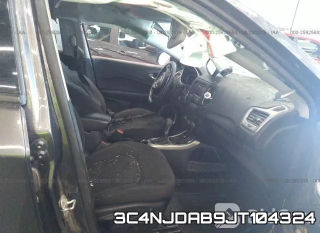 3C4NJDAB9JT104324 фото 6