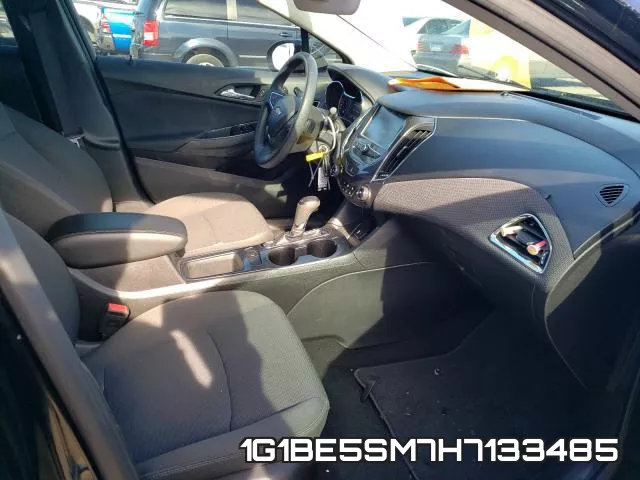 1G1BE5SM7H7133485 фото 6