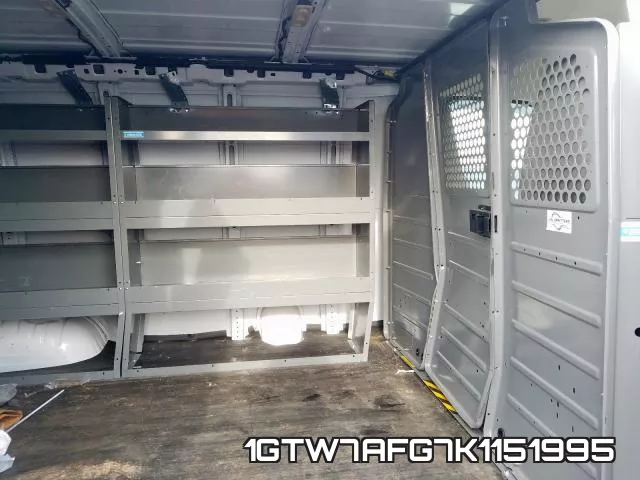 1GTW7AFG7K1151995 фото 7