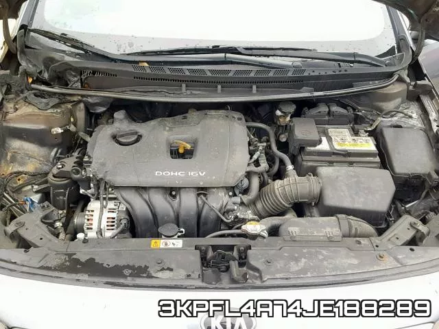 3KPFL4A74JE188289 фото 8