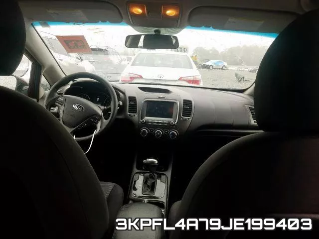 3KPFL4A79JE199403 фото 10