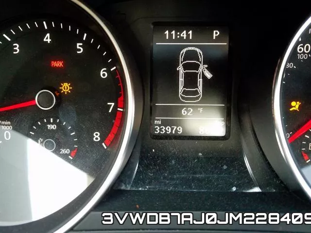 3VWDB7AJ0JM228409 фото 9