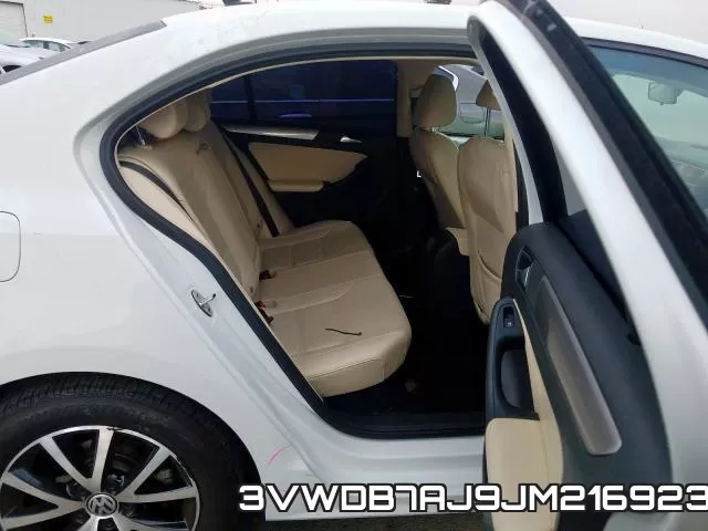 3VWDB7AJ9JM216923 фото 7