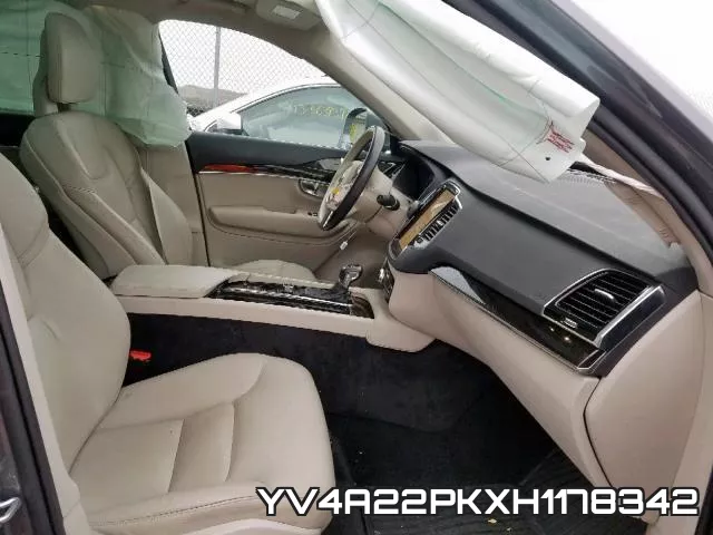 YV4A22PKXH1178342 фото 6
