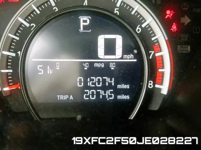 19XFC2F50JE028227 фото 9