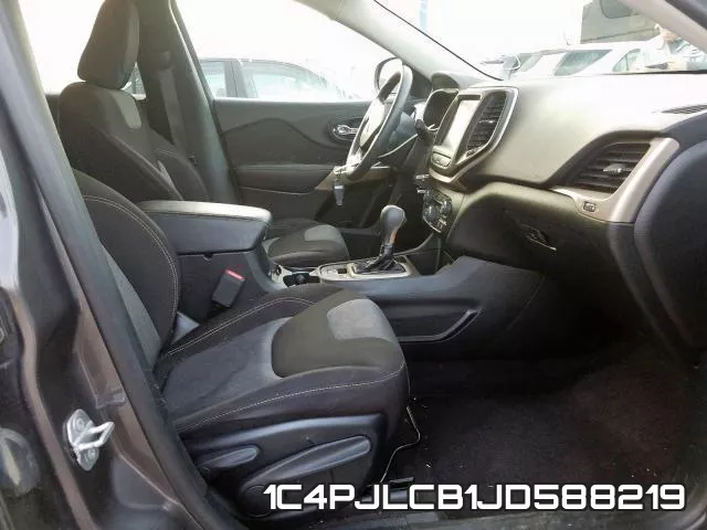 1C4PJLCB1JD588219 фото 6