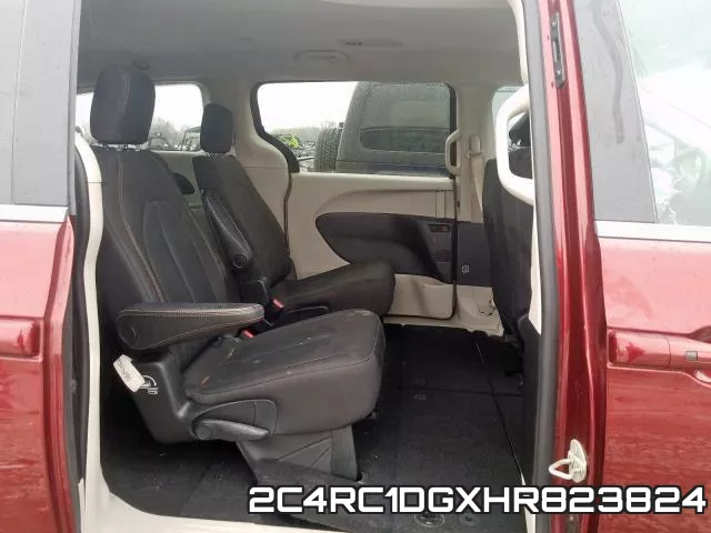 2C4RC1DGXHR823824 фото 7