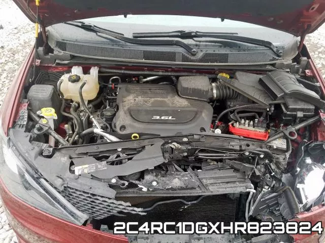 2C4RC1DGXHR823824 фото 8