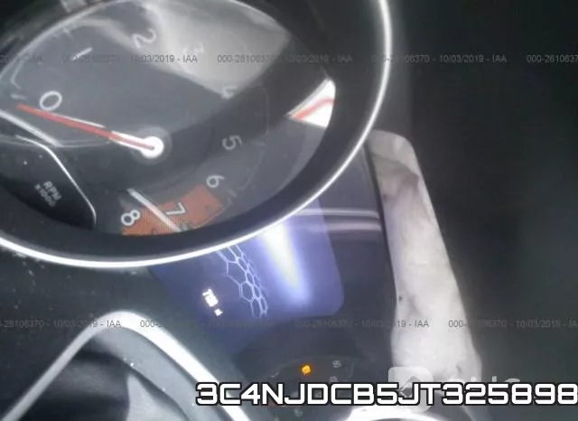 3C4NJDCB5JT325898 фото 8