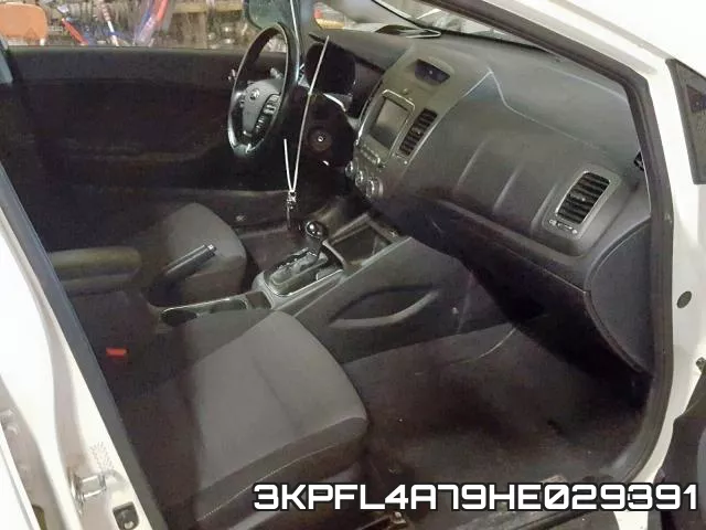 3KPFL4A79HE029391 фото 6