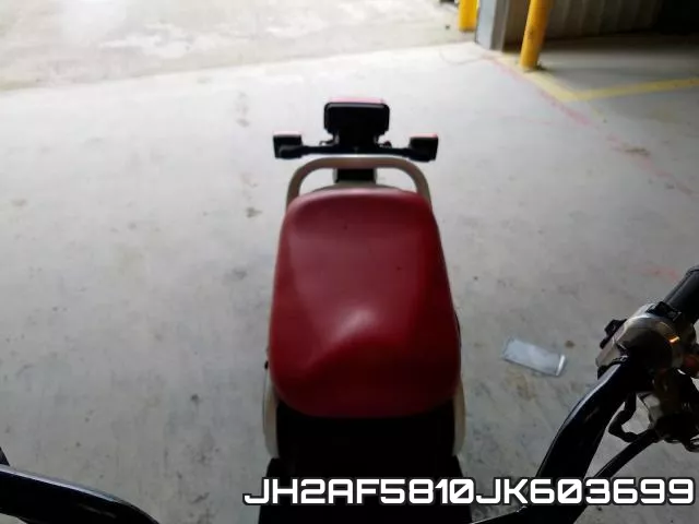 JH2AF5810JK603699 фото 7