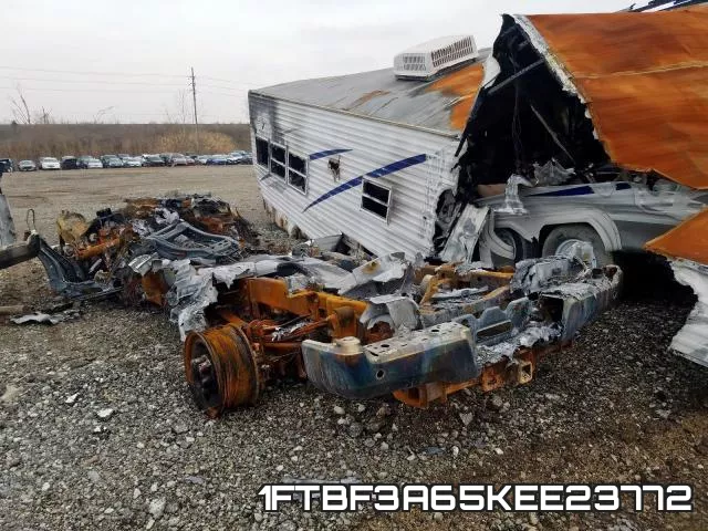 1FTBF3A65KEE23772 фото 4