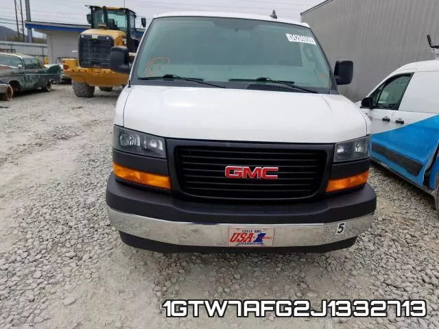 1GTW7AFG2J1332713 фото 10