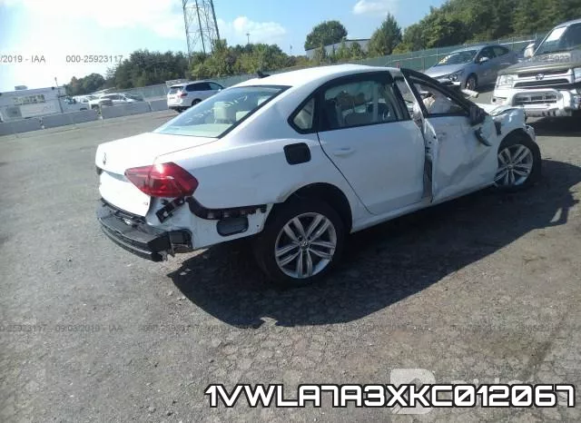 1VWLA7A3XKC012067 фото 5