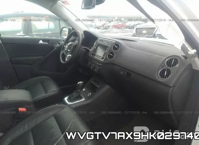 WVGTV7AX9HK029740 фото 6