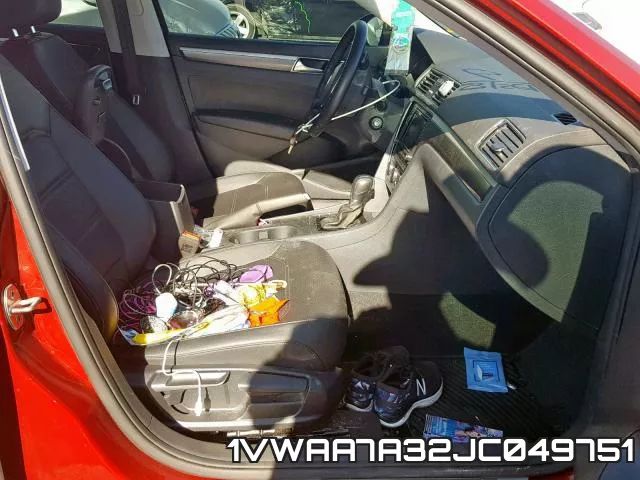 1VWAA7A32JC049751 фото 6