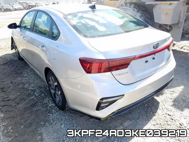 3KPF24AD3KE039219 фото 4