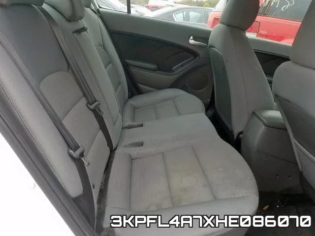 3KPFL4A7XHE086070 фото 7