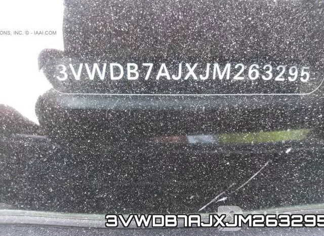 3VWDB7AJXJM263295 фото 10