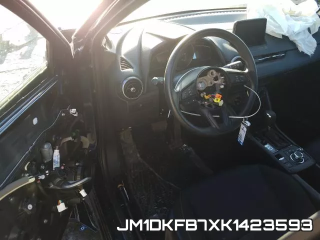 JM1DKFB7XK1423593 фото 10