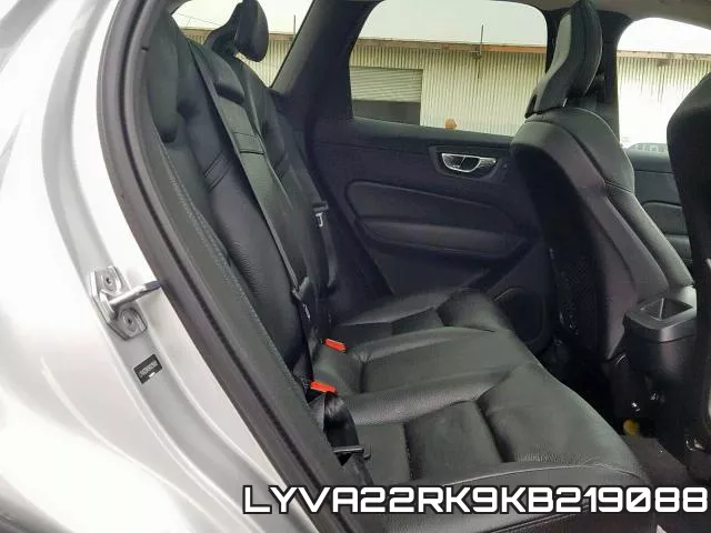 LYVA22RK9KB219088 фото 7