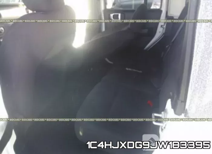 1C4HJXDG9JW183395 фото 9