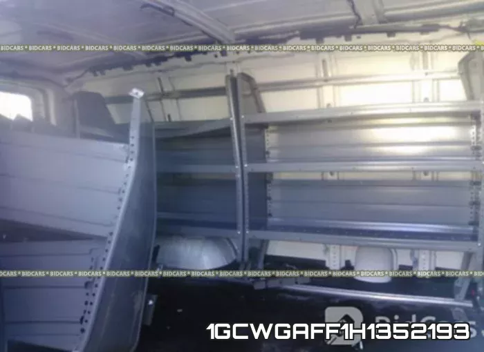 1GCWGAFF1H1352193 фото 9