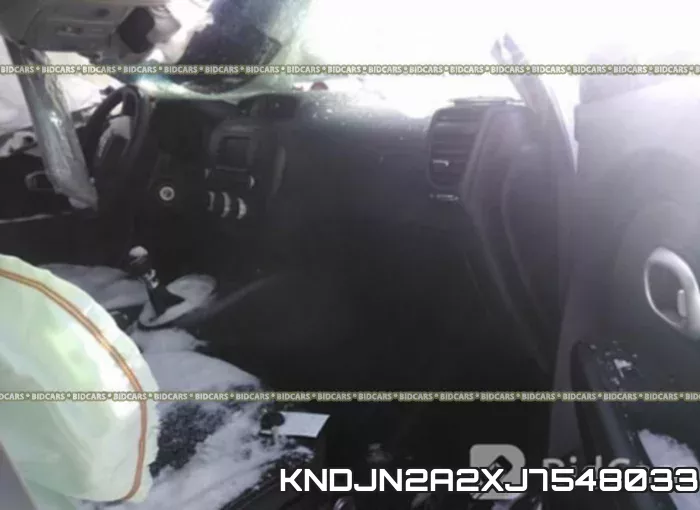 KNDJN2A2XJ7548033 фото 6