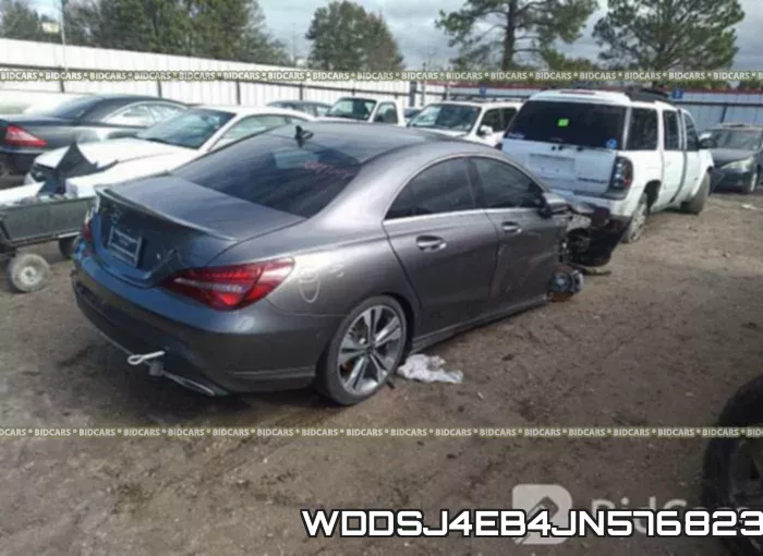 WDDSJ4EB4JN576823 фото 5
