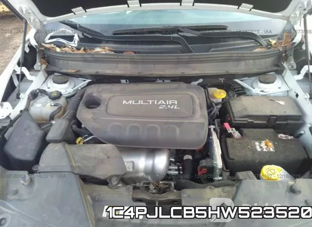 1C4PJLCB5HW523520 фото 2