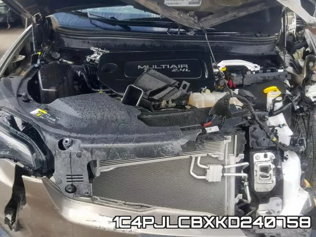 1C4PJLCBXKD240758 фото 8