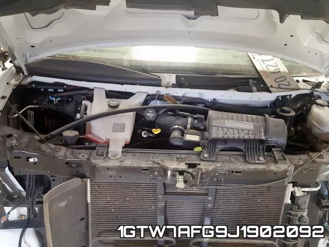 1GTW7AFG9J1902092 фото 8