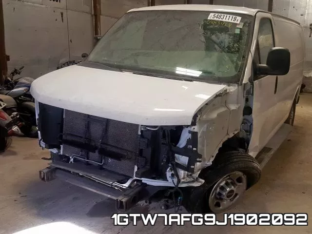 1GTW7AFG9J1902092 фото 10