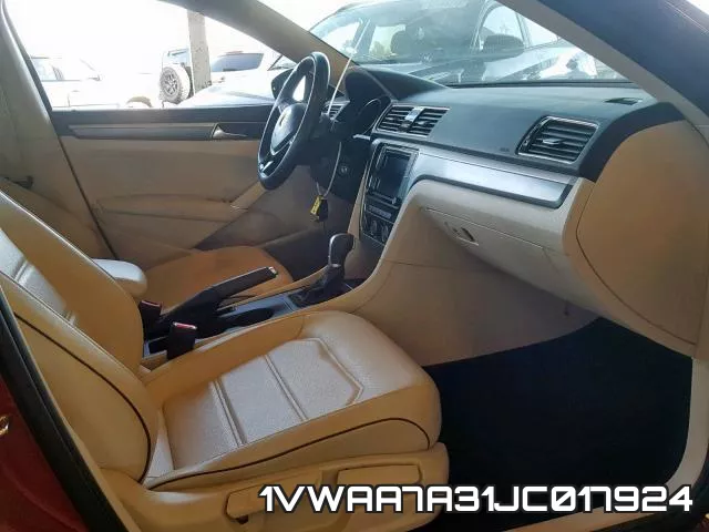 1VWAA7A31JC017924 фото 6