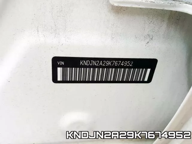 KNDJN2A29K7674952 фото 2