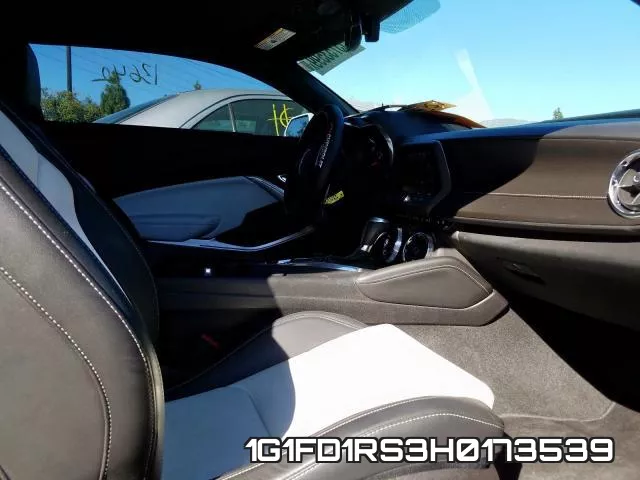 1G1FD1RS3H0173539 фото 6