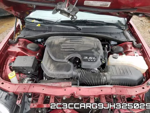 2C3CCARG9JH325029 фото 8