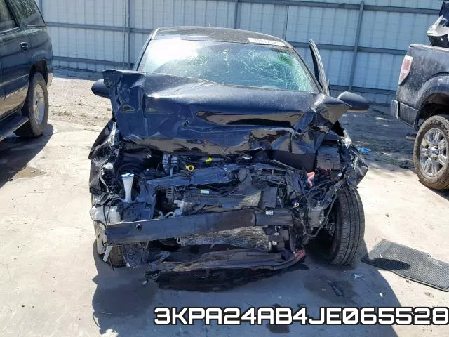 3KPA24AB4JE065528 фото 10