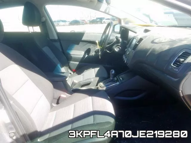 3KPFL4A70JE219280 фото 6