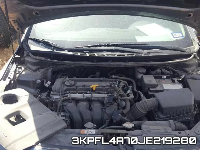 3KPFL4A70JE219280 фото 8