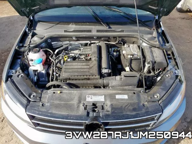 3VW2B7AJ1JM250944 фото 8