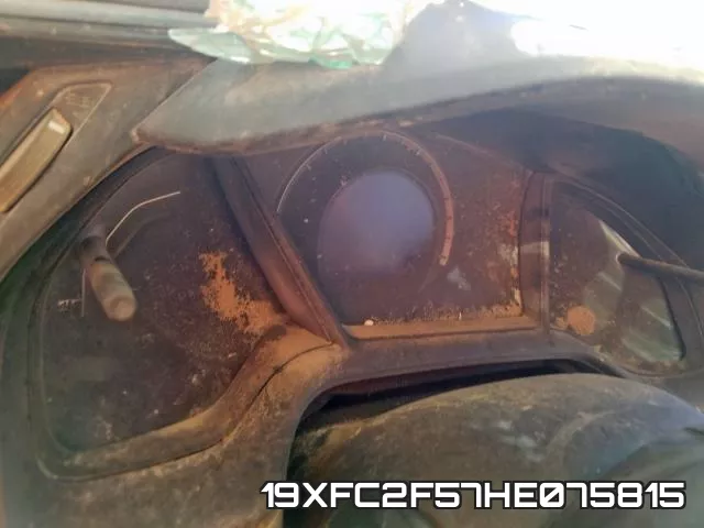 19XFC2F57HE075815 фото 9