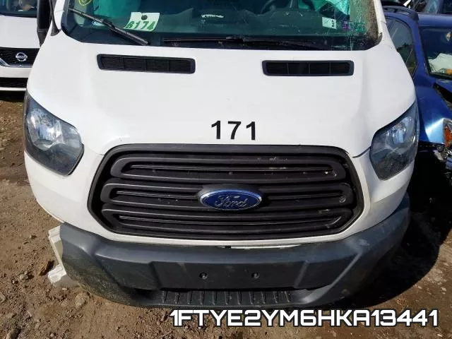 1FTYE2YM6HKA13441 фото 8