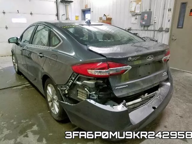 3FA6P0MU9KR242958 фото 4